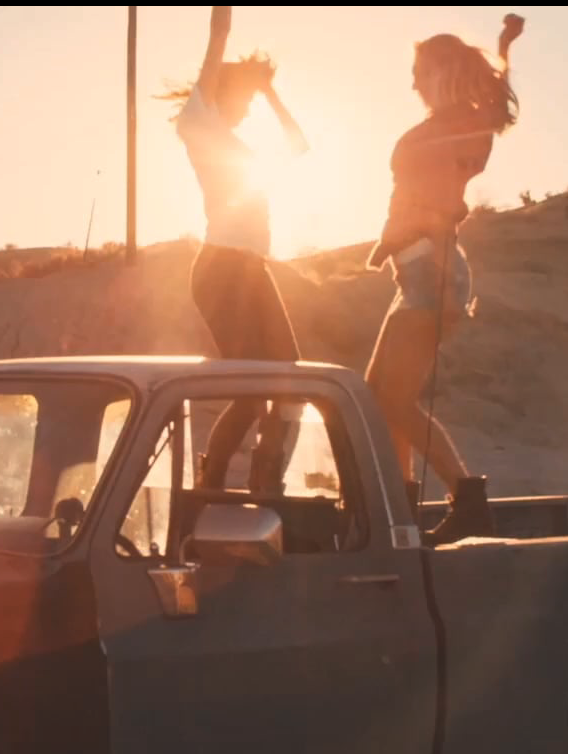 SUPERGIRL - MUSIC VIDEO /